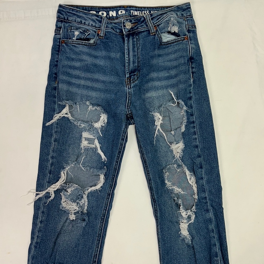 2389 women’s timeless fit jeans